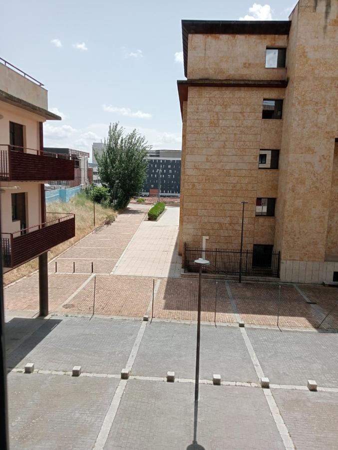 Jardines De La Muralla Free Parking Σαλαμάνκα Εξωτερικό φωτογραφία